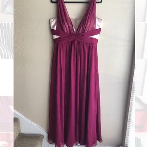 Perfect for prom! Gorgeous floor length gown!!